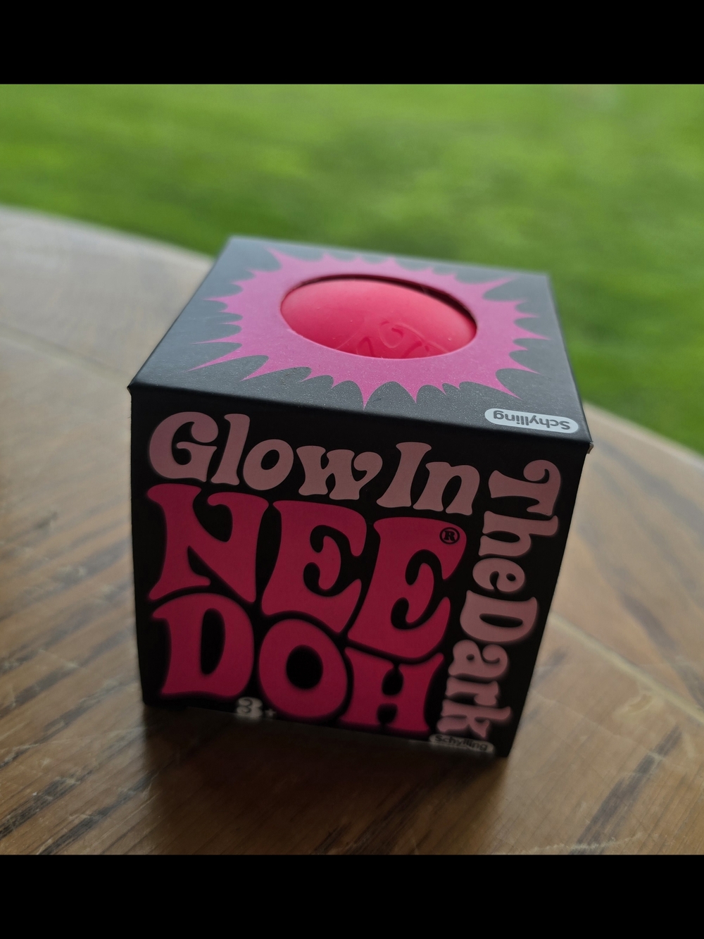 Glow In The Dark NeeDoh Stress Ball - Pink